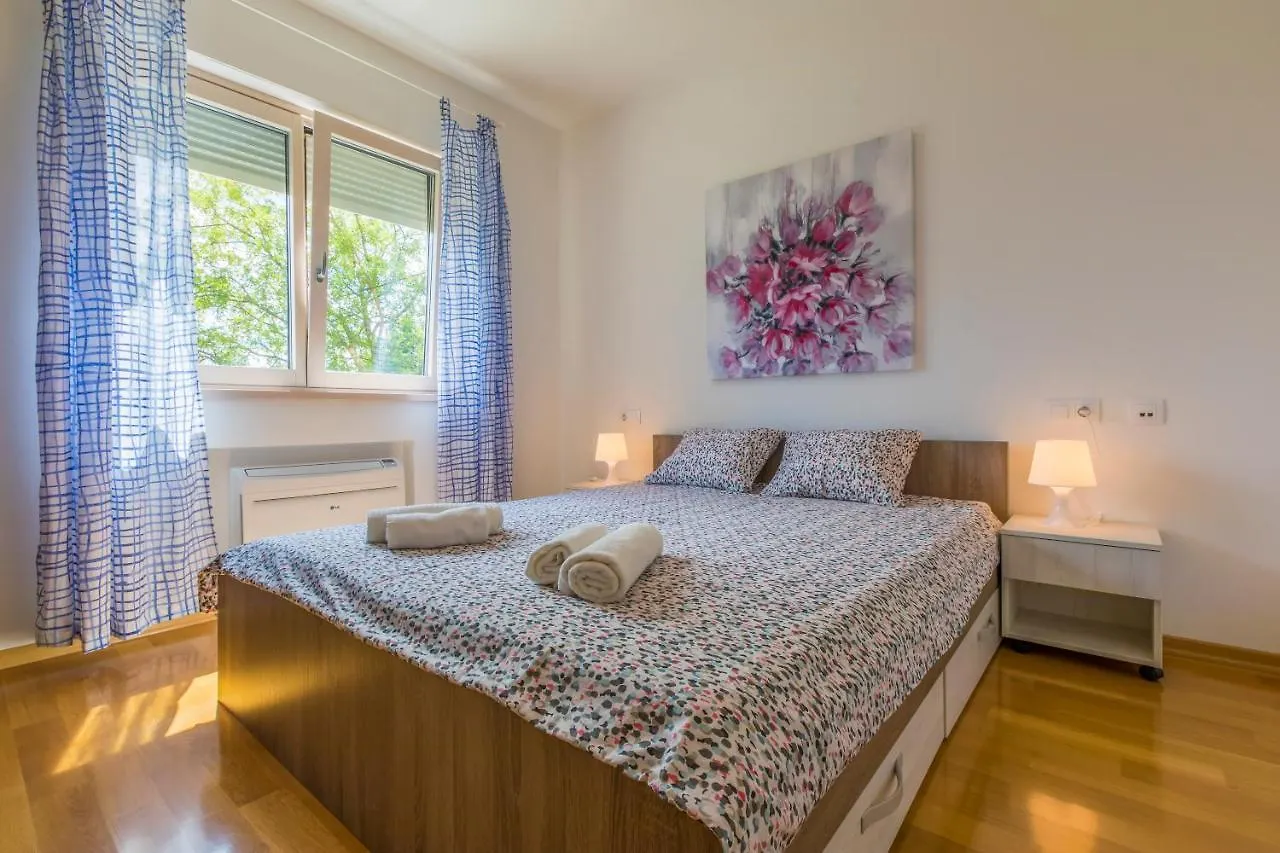 Mb Apartmani Crikvenica Apartment
